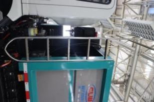 東風(fēng)天錦CL5183ZYSBEV 型純電動(dòng)壓縮車(chē)